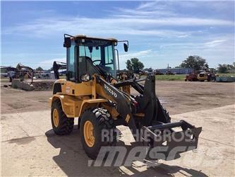 Volvo L30GS 輪胎式裝載機