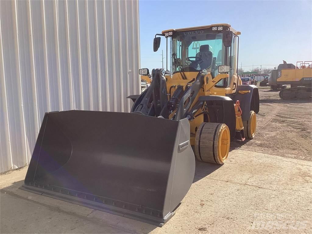 Volvo L60H 輪胎式裝載機