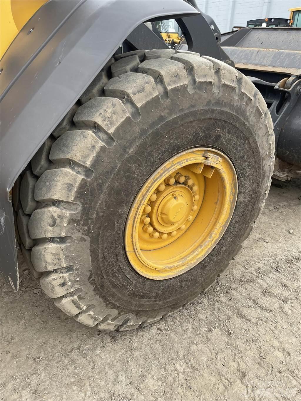 Volvo L90H 輪胎式裝載機