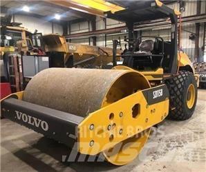 Volvo SD115B 雙輪滾壓機