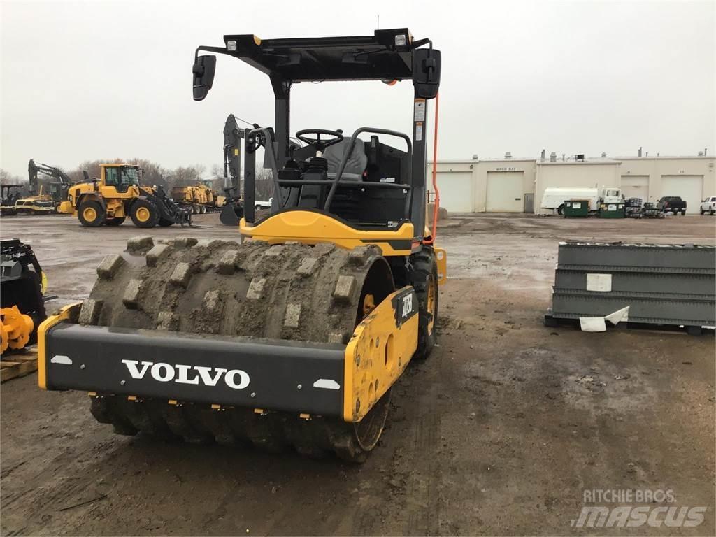 Volvo SD75 廢棄物壓實機