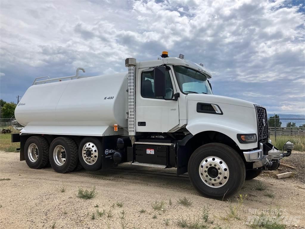 Volvo VHD84B300 水車