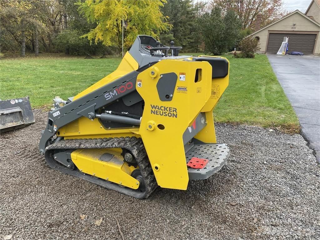 Wacker Neuson SM100 滑移轉向裝載機