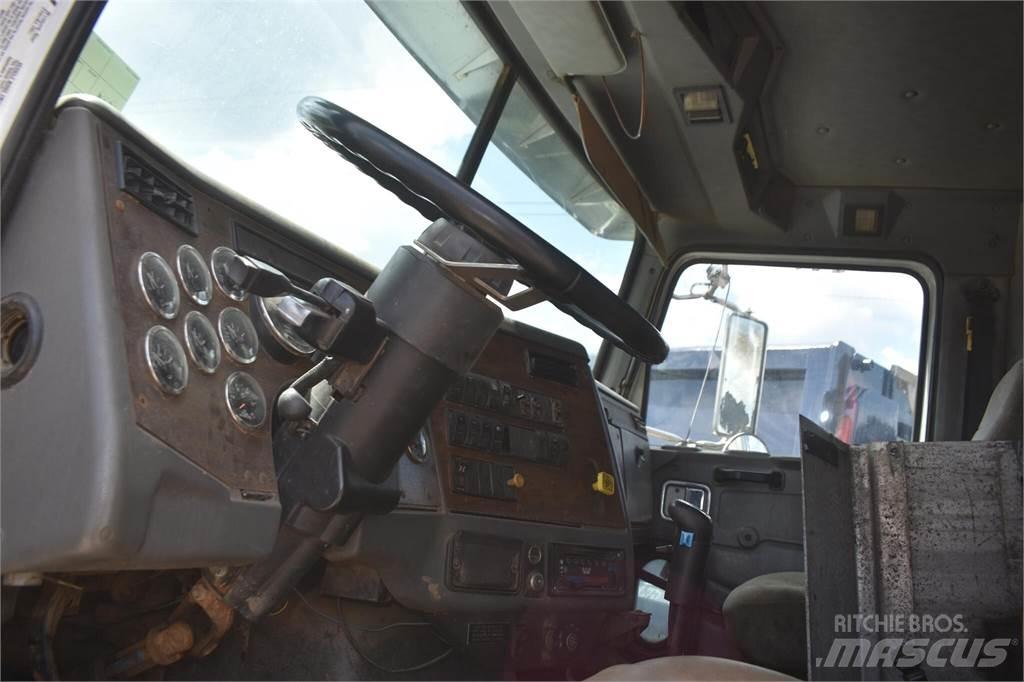 Western Star 4800 傾卸式卡車