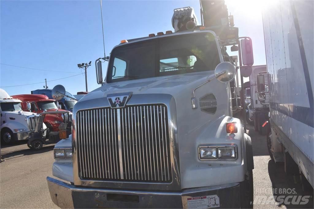 Western Star 4900 起重機卡車