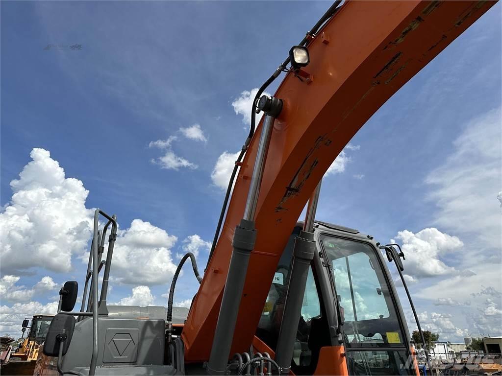XCMG XE210CU 履帶式 挖土機/掘鑿機/挖掘機