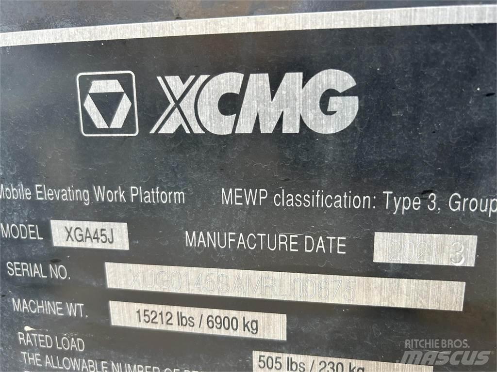 XCMG XGA45J 曲臂高空作業車