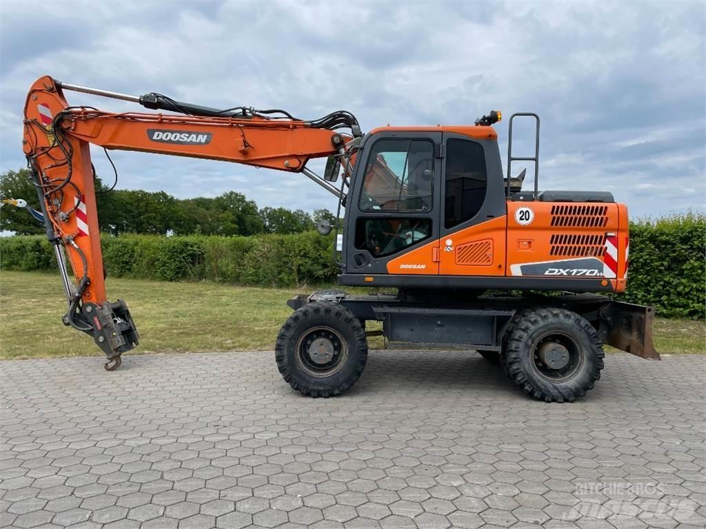 Doosan DX170W-5 旋轉式挖土機/掘鑿機/挖掘機