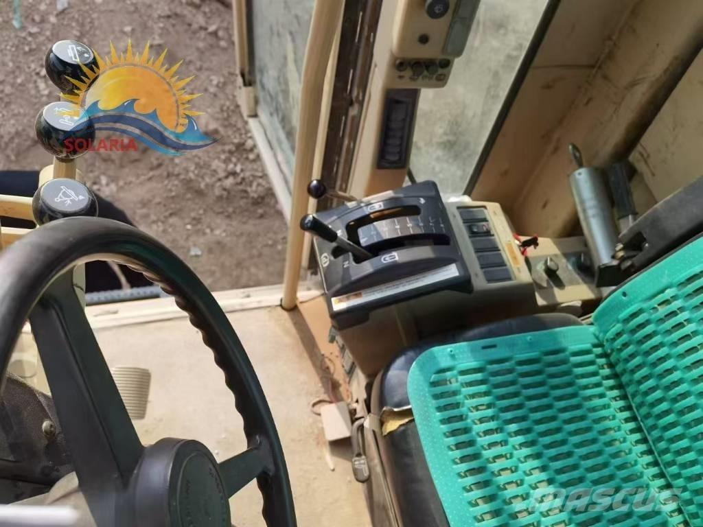 CAT 140 H 平土機