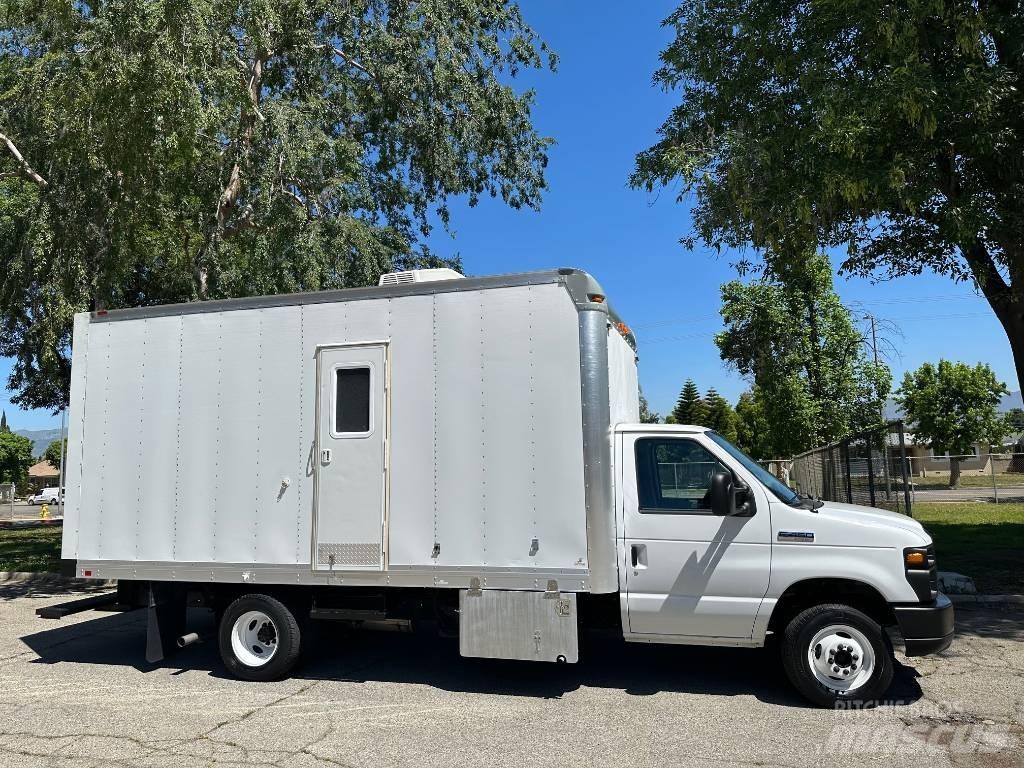 Ford E 450 SD 組合/真空油槽車