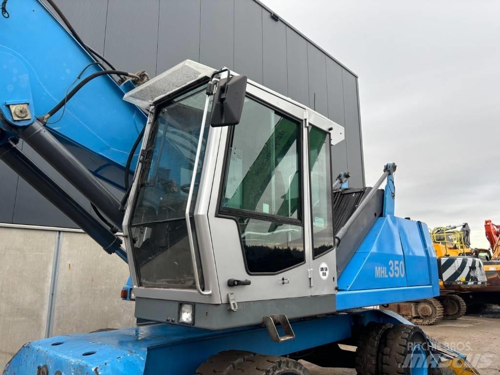 Fuchs MHL350  --  MHL 350 廢棄物/工業用操作車