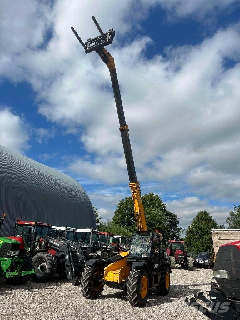 JCB 535-95 農業用伸縮臂裝載機