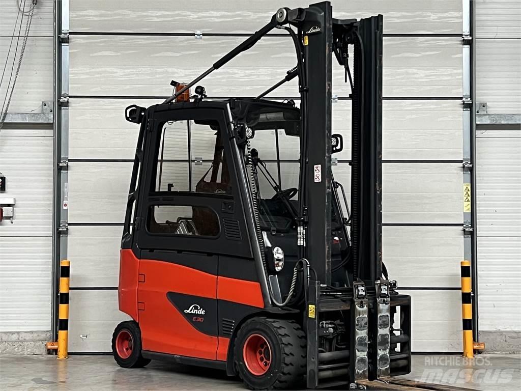 Linde E30/600HL 電動堆高機