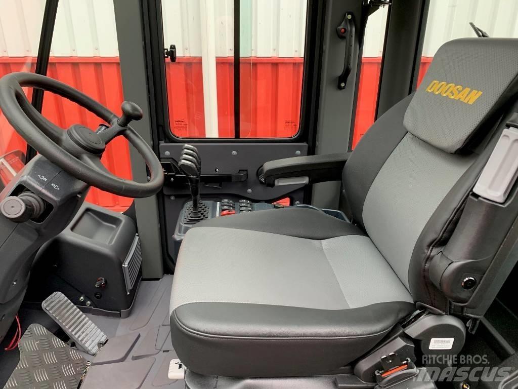 Doosan D160S-7 柴油卡車