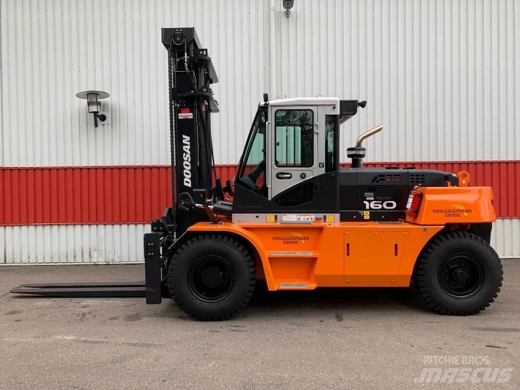 Doosan D160S-7 柴油卡車