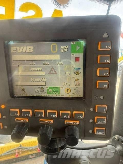 Bomag BW 154 AD-4 雙輪滾壓機