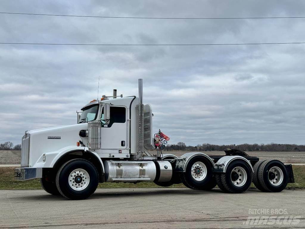 Kenworth T800 曳引機組件