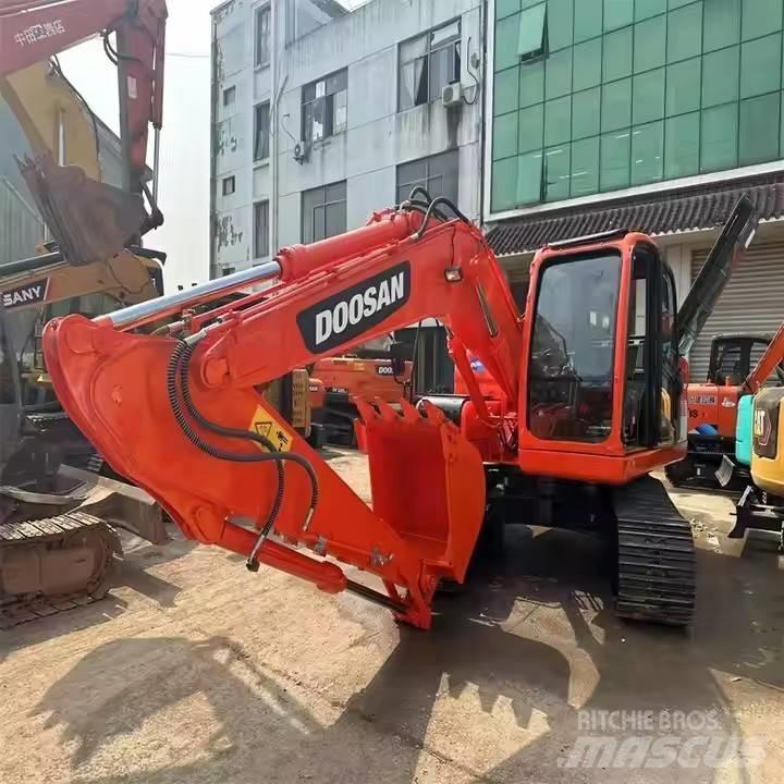 Doosan DX150 履帶式 挖土機/掘鑿機/挖掘機