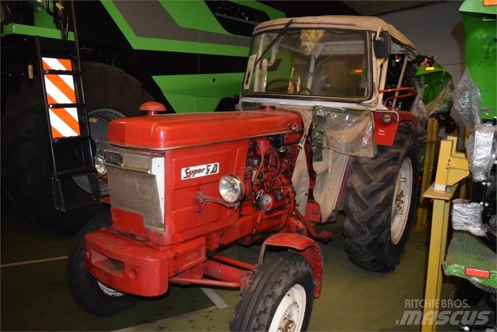 Renault Super 5D 曳引機