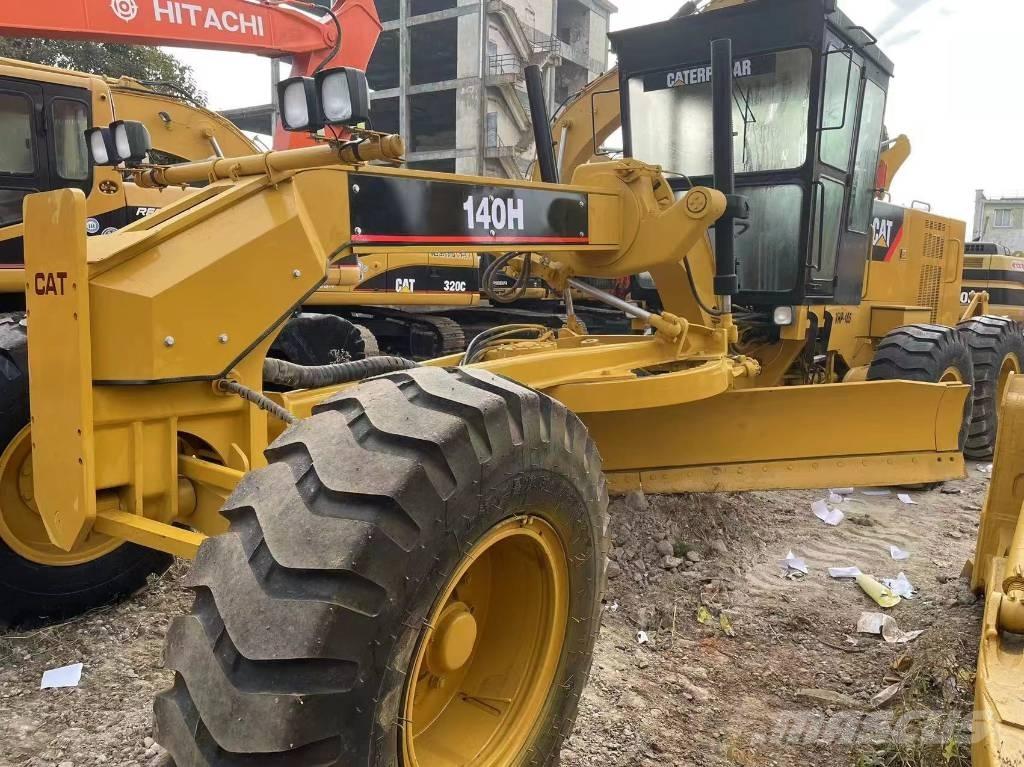 CAT 140 H 平土機