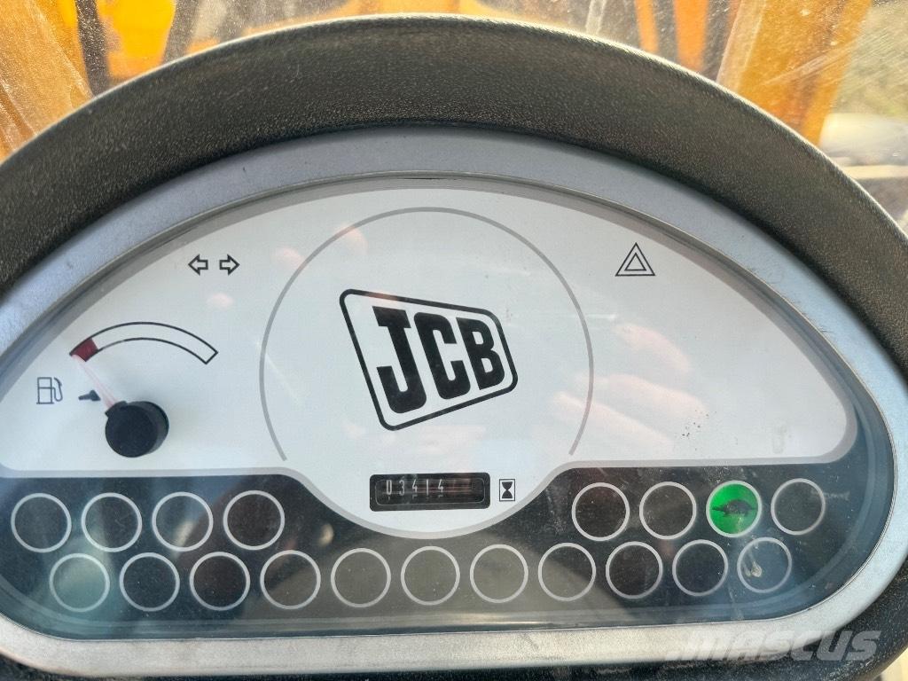 JCB 406 輪胎式裝載機