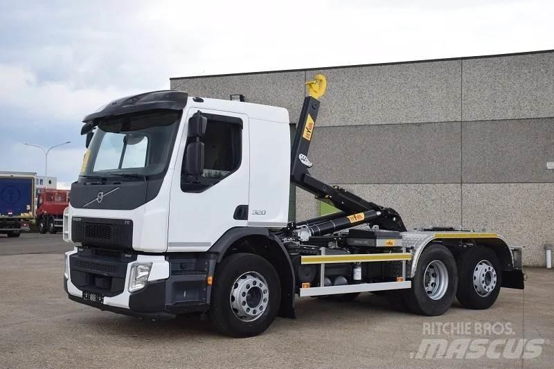 Volvo FE 320 吊鉤式起重車