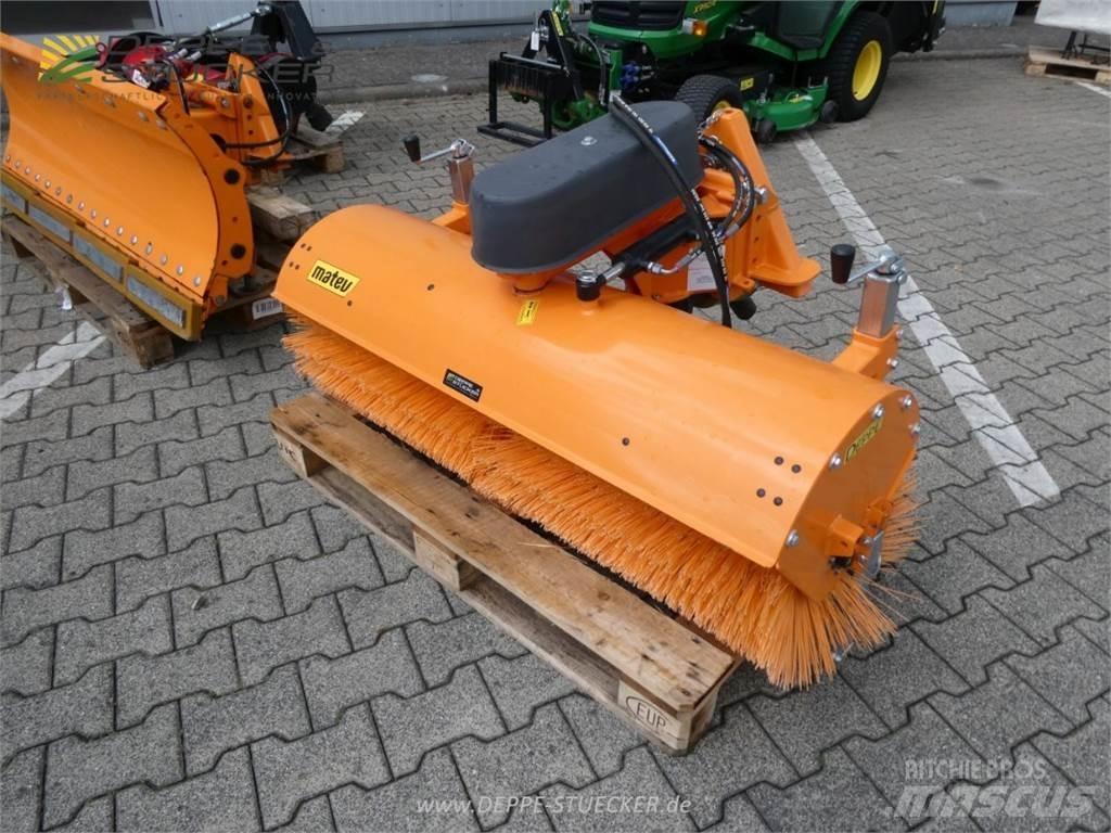 John Deere X950R 小型曳引機