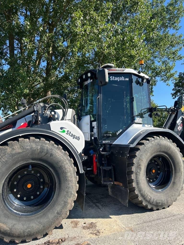 Huddig 1260D 反鏟裝載機