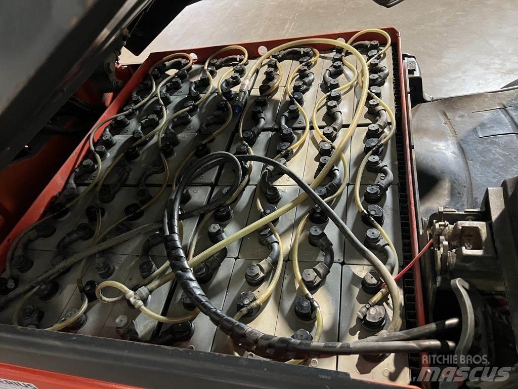 Linde E35L-01 電動堆高機