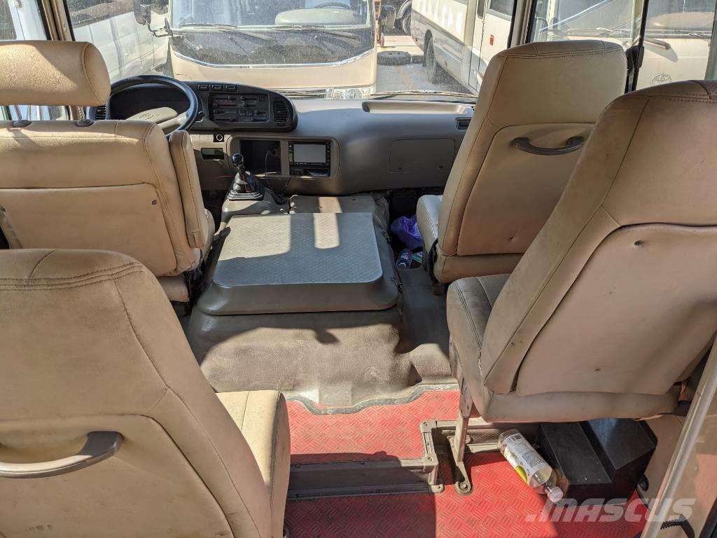 Toyota Coaster Bus 迷你巴士