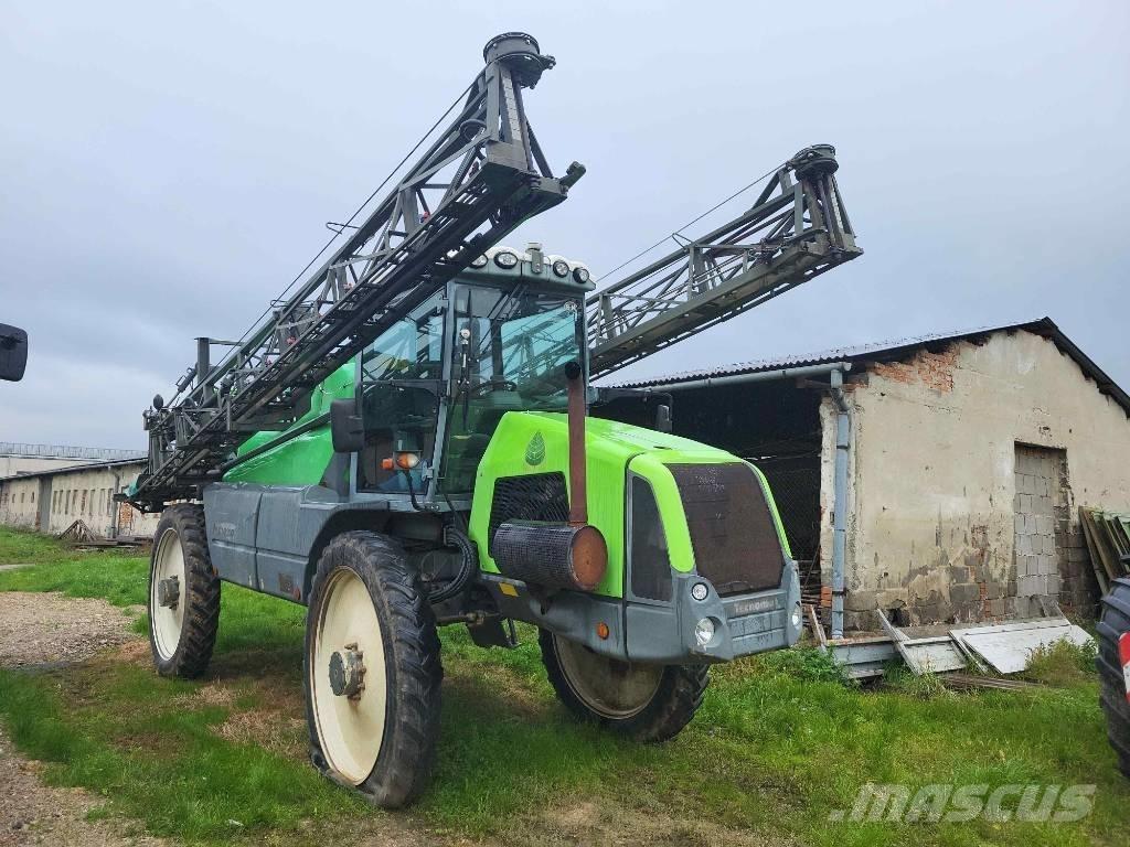 Tecnoma Laser 4240 自走式噴霧機