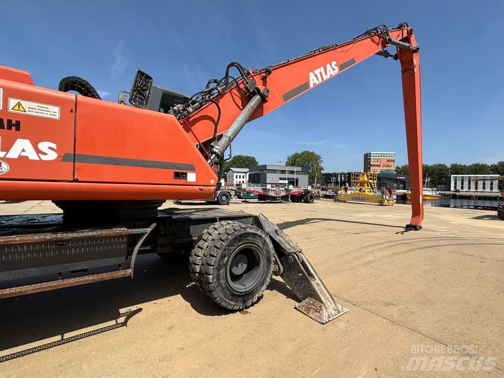Atlas 350 MH 廢棄物/工業用操作車
