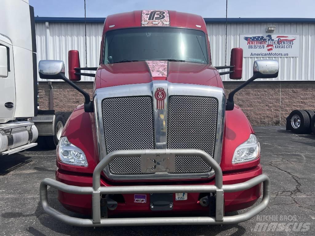Kenworth T 680 曳引機組件
