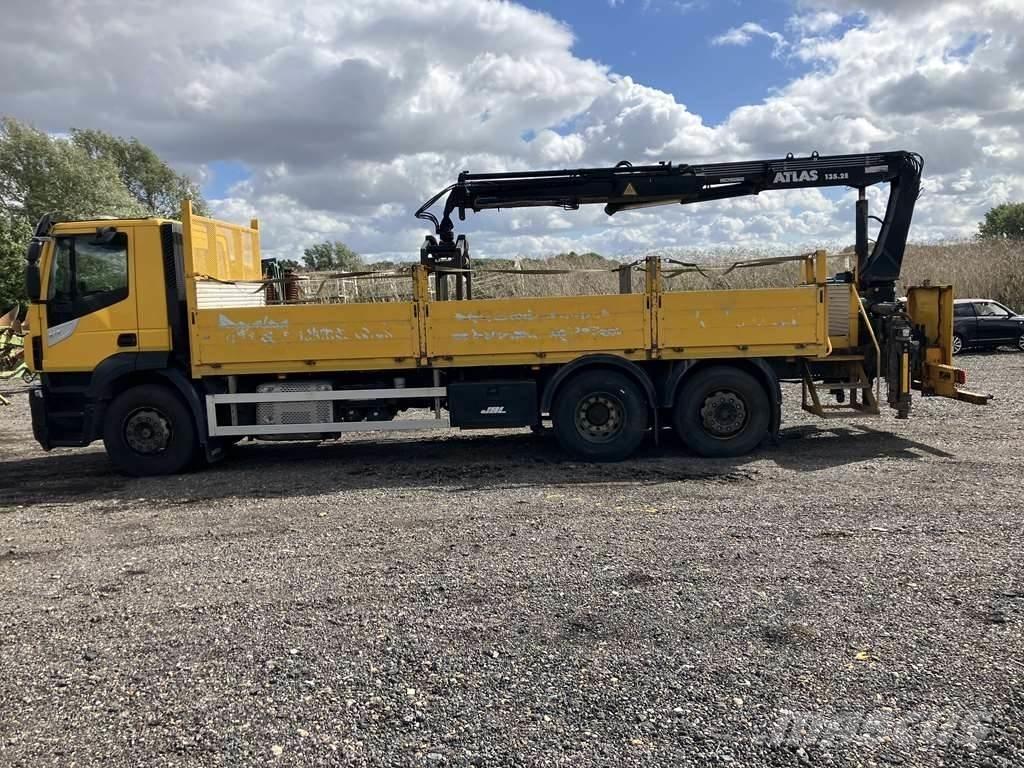 Iveco Stralis 310 商用底盤車