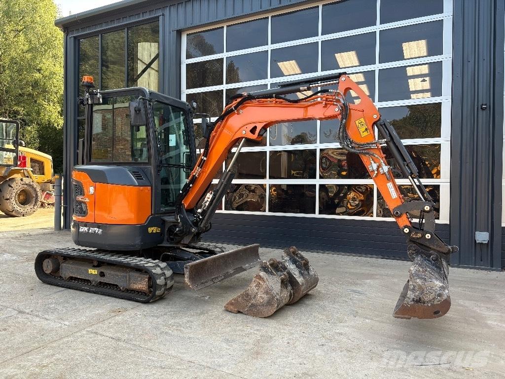 Doosan DX 27 Z 小型挖土機/掘鑿機<7t(小型挖掘機)