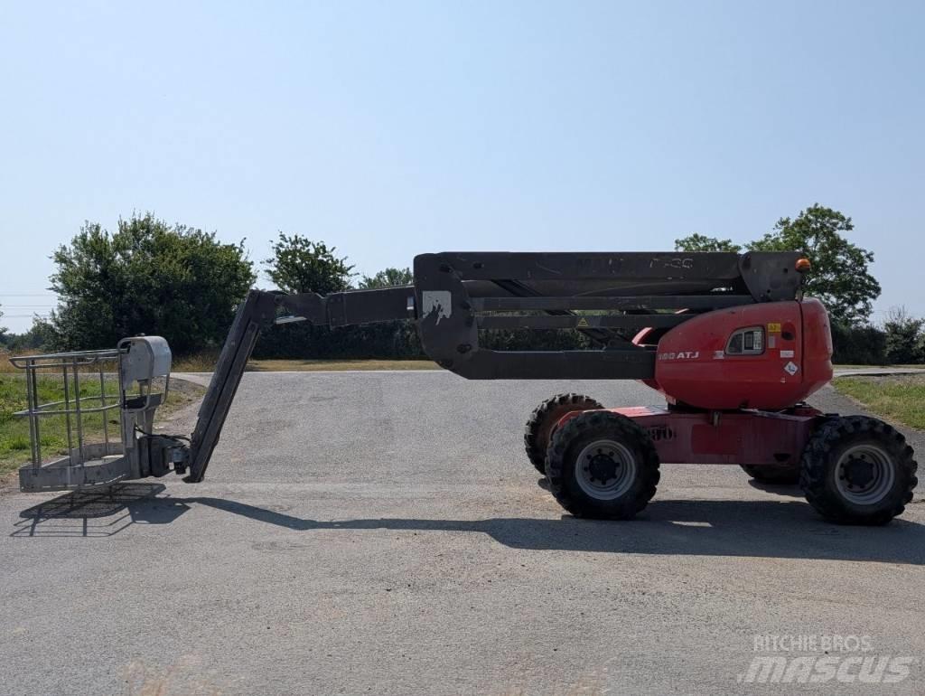 Manitou 180 ATJ 曲臂高空作業車