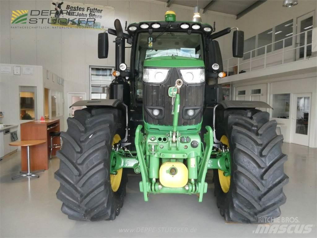 John Deere 6250R 曳引機