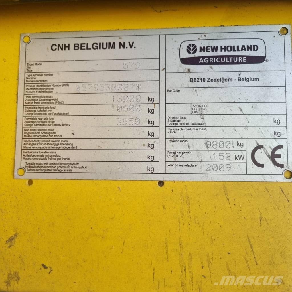 New Holland TC 5070 聯合收穫機