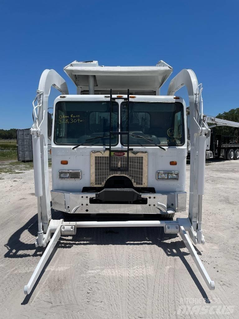 Peterbilt 320 垃圾車