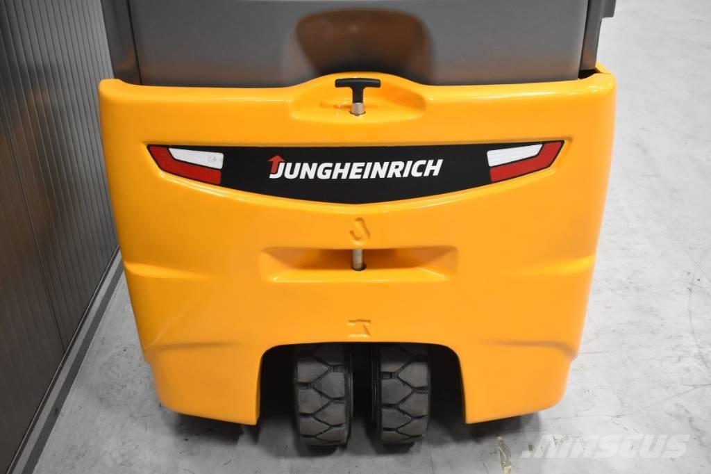 Jungheinrich EFG 213 電動堆高機