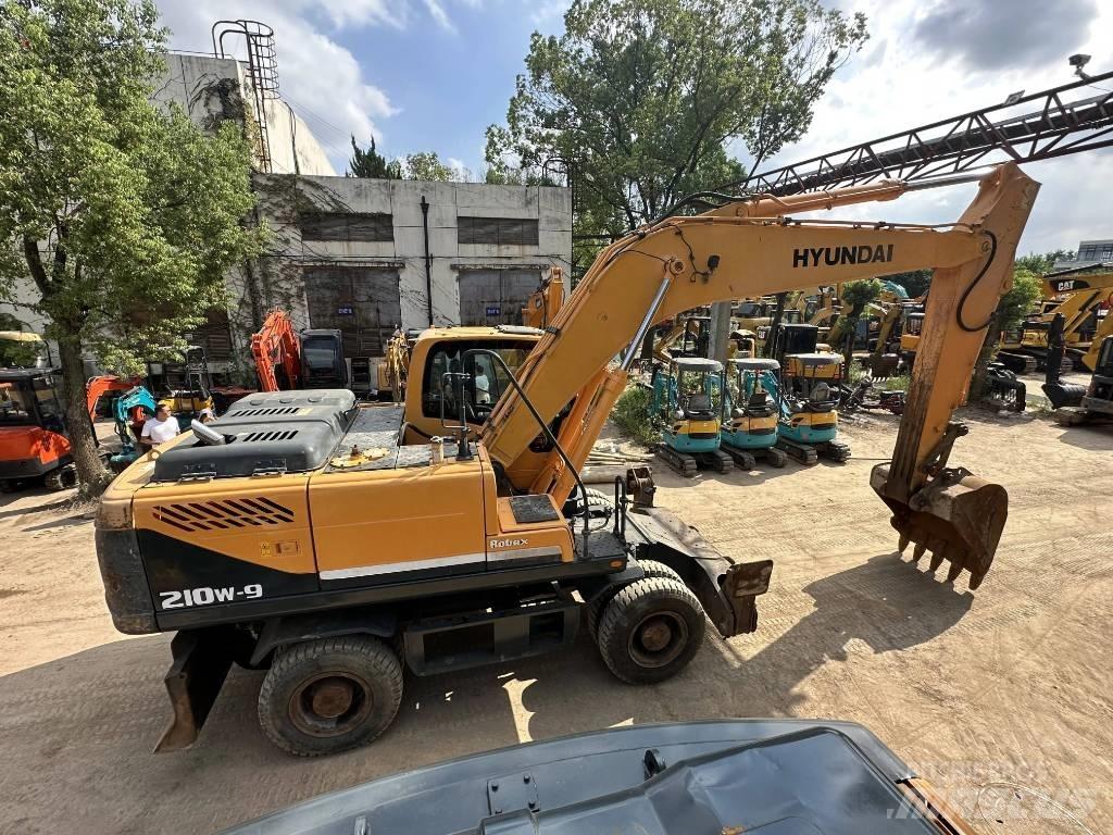 Hyundai R210W-9 旋轉式挖土機/掘鑿機/挖掘機