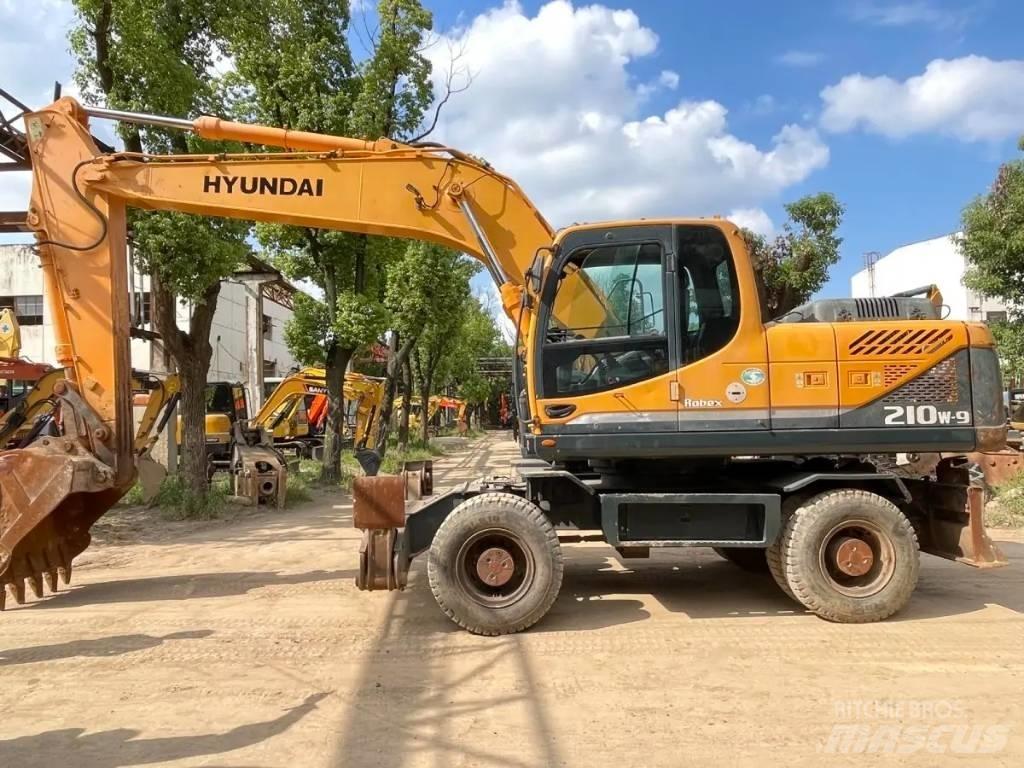 Hyundai R210W-9 旋轉式挖土機/掘鑿機/挖掘機