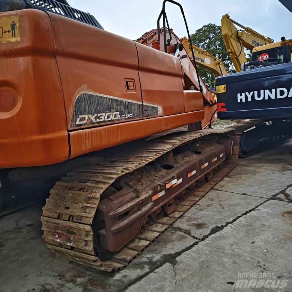 Doosan DX 300 LC 履帶式 挖土機/掘鑿機/挖掘機