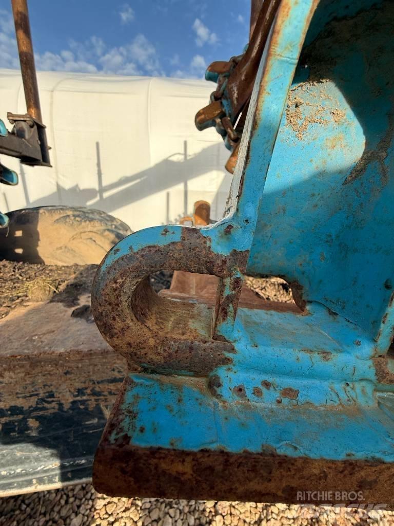 Komatsu 865 集運機