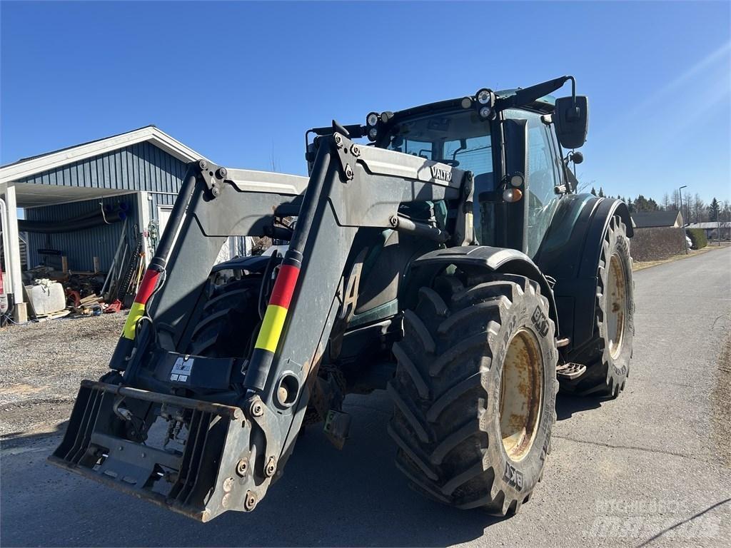 Valtra N 174 VERSU 曳引機