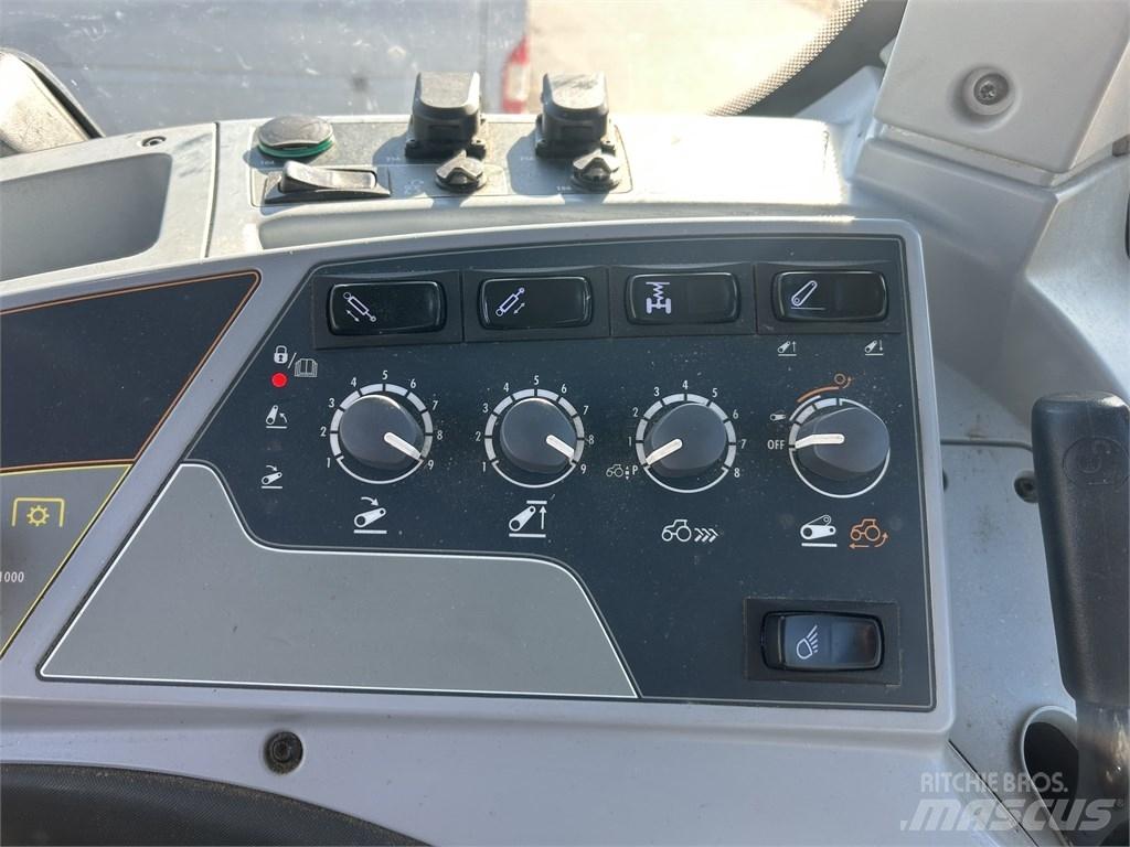 Valtra N 174 VERSU 曳引機