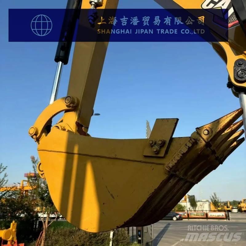 CAT 303.5 E 小型挖土機/掘鑿機<7t(小型挖掘機)