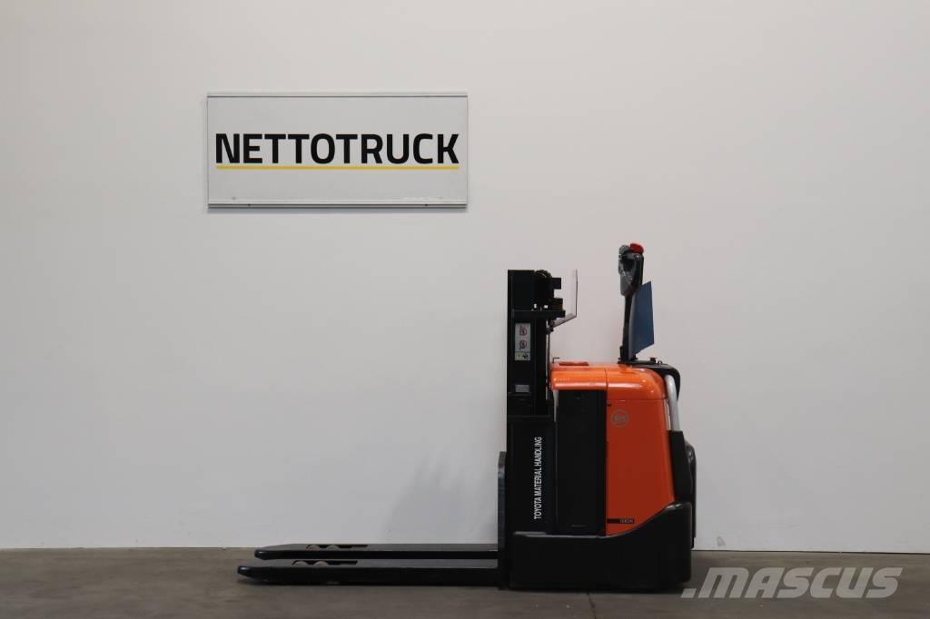 BT SPE 125 行走控制式堆積機