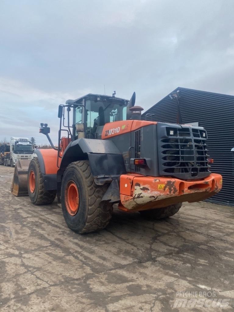 Hitachi ZW 310 輪胎式裝載機