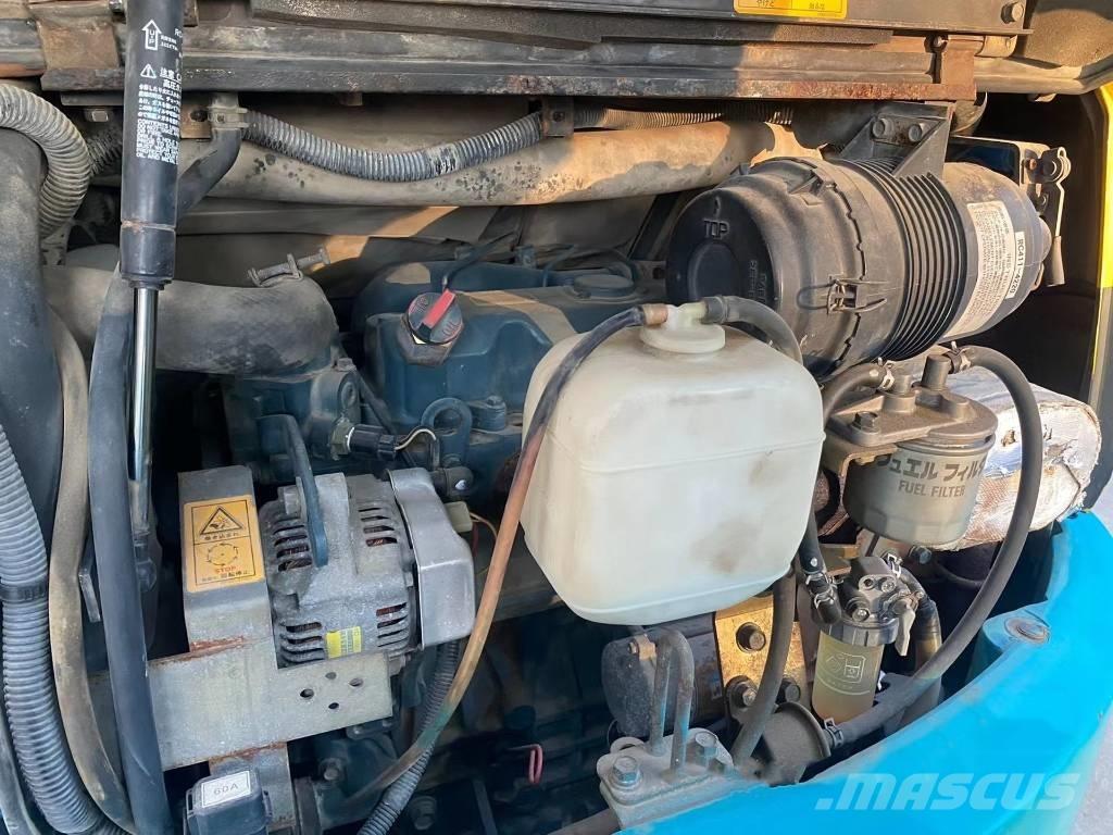 Kubota U30 小型挖土機/掘鑿機<7t(小型挖掘機)